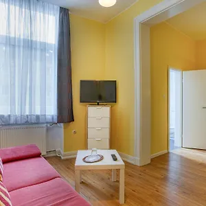 2* Otel Carlton