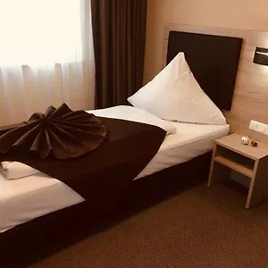 https://hotel-glinde.hamburg-hotels-de.com